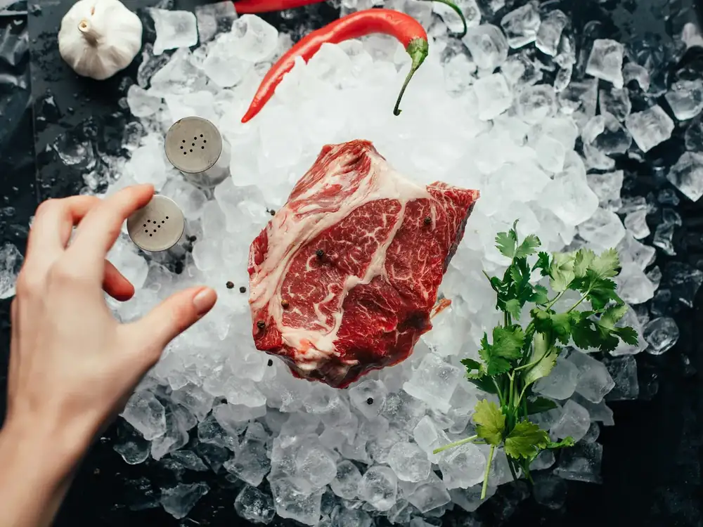 Gourmet döner kebab and high-end ramen: how enjoyment shapes food culture