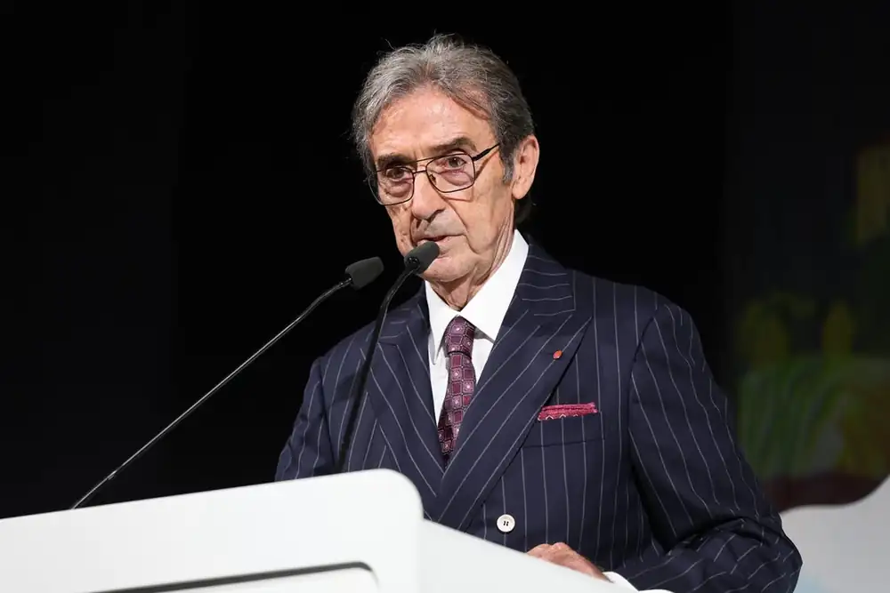 Cotarella: “The climate shouldn't dictate what wine we produce.”