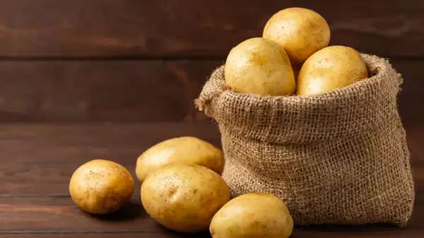 The places in the kitchen where potatoes spoil the fastest