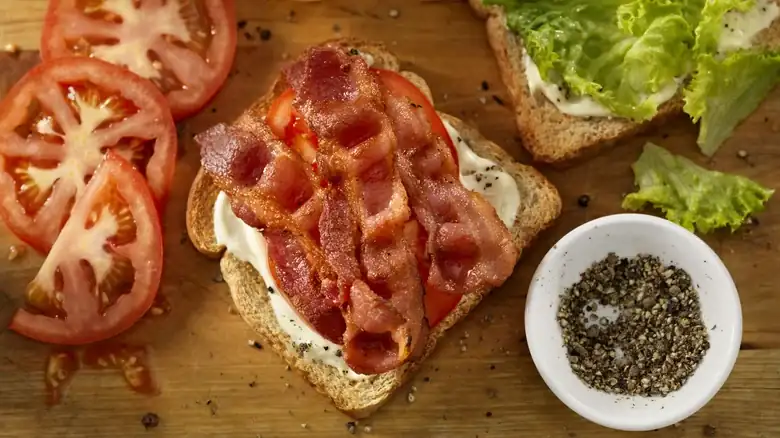 La mejora de mayonesa que lleva los sándwiches BLT a un nuevo nivel