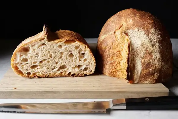 How to make sourdough bread more or less acidic