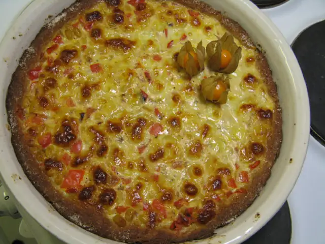 Succulent bean and mozzarella pie