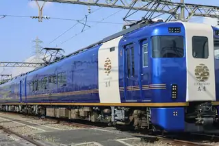 Tren de lujo con vagón restaurante francés se inaugurará en el centro de Japón.