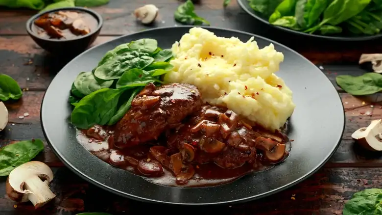Salisbury steak and hamburger: more of a difference than the absence of bread