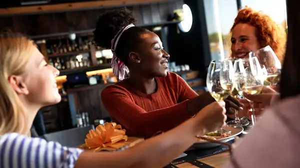 Is There Such A Thing As Staying Too Long At A Restaurant?