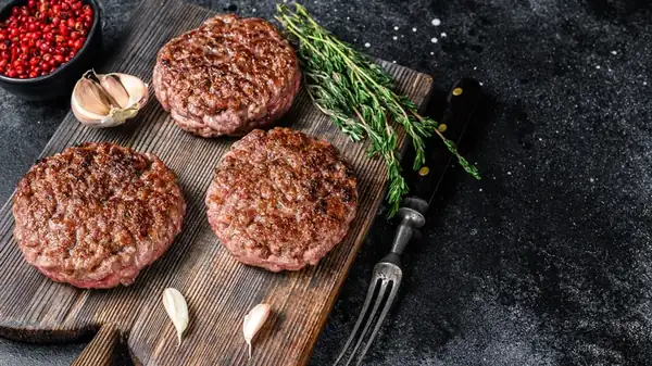 Transforma las hamburguesas sobrantes en deliciosas comidas nuevas con estas ingeniosas ideas