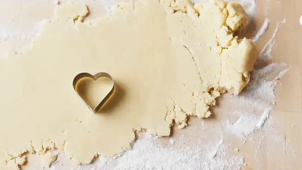 Why you should let cookie dough rest before baking them
