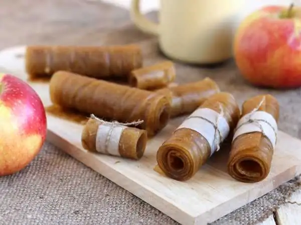 Baked apple pastila