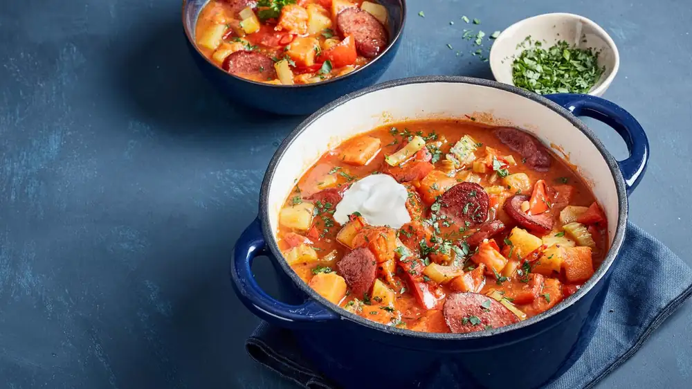 Pumpkin with a twist: Potato goulash with spicy cabanossi
