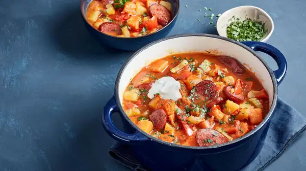 Pumpkin with a twist: Potato goulash with spicy cabanossi