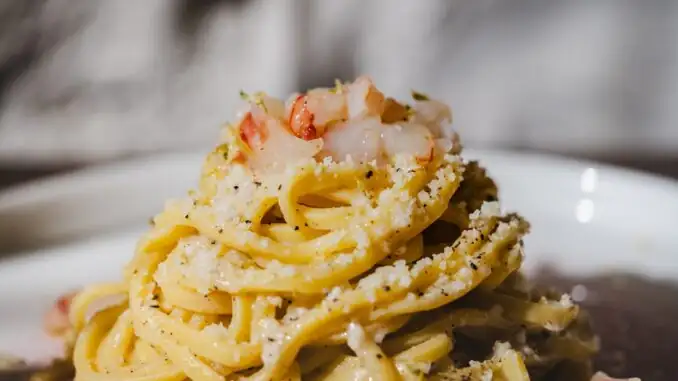 Canto Restaurant in Rome, offering seafood cuisine and live music