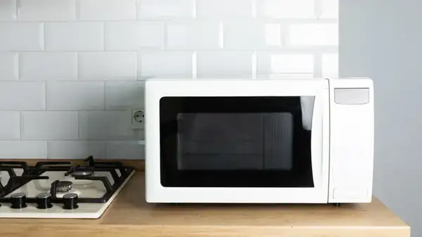 Microwaves Make Rendering Chicken Fat Easy. Here's How