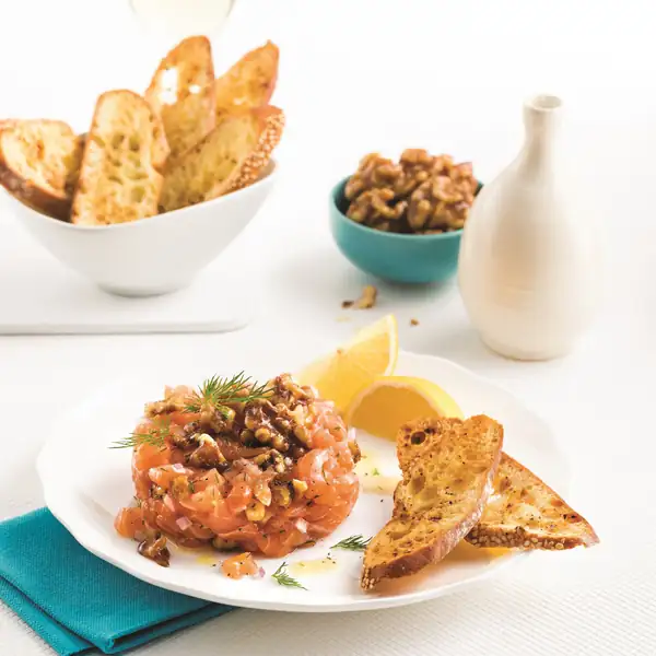 Salmon tartare with maple and mustard