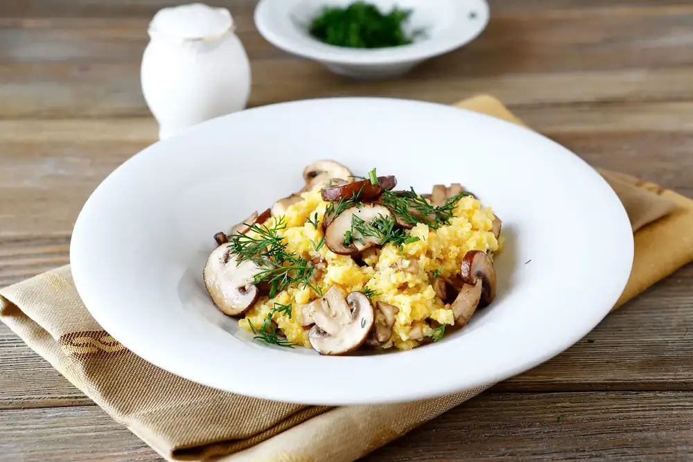 Mushroom and cheese polenta