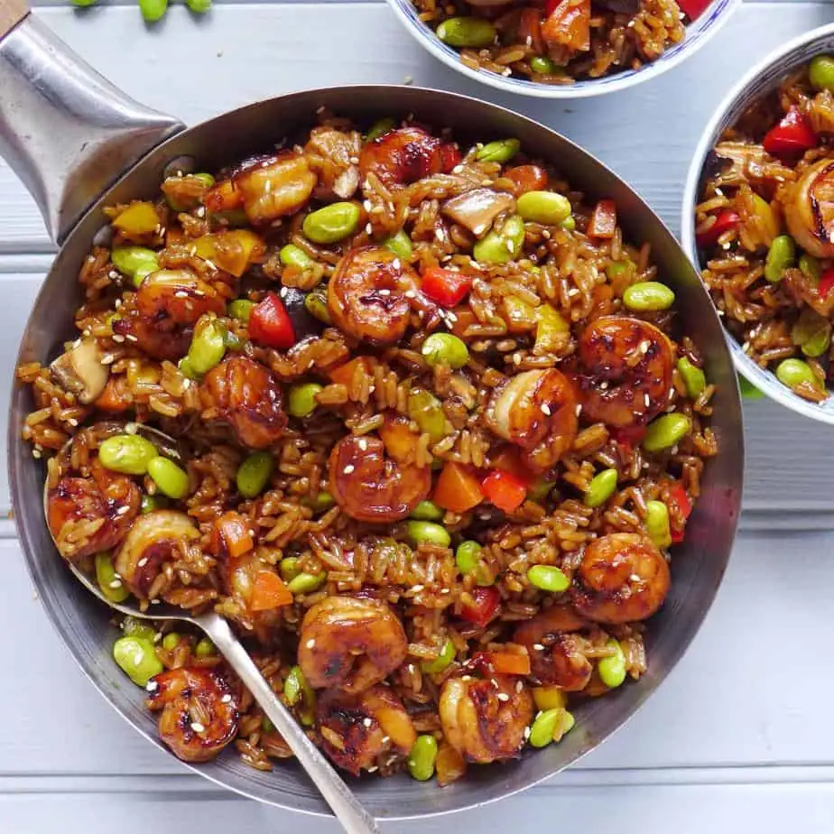 Chinese soy sauce rice pilaf (酱油炒饭)