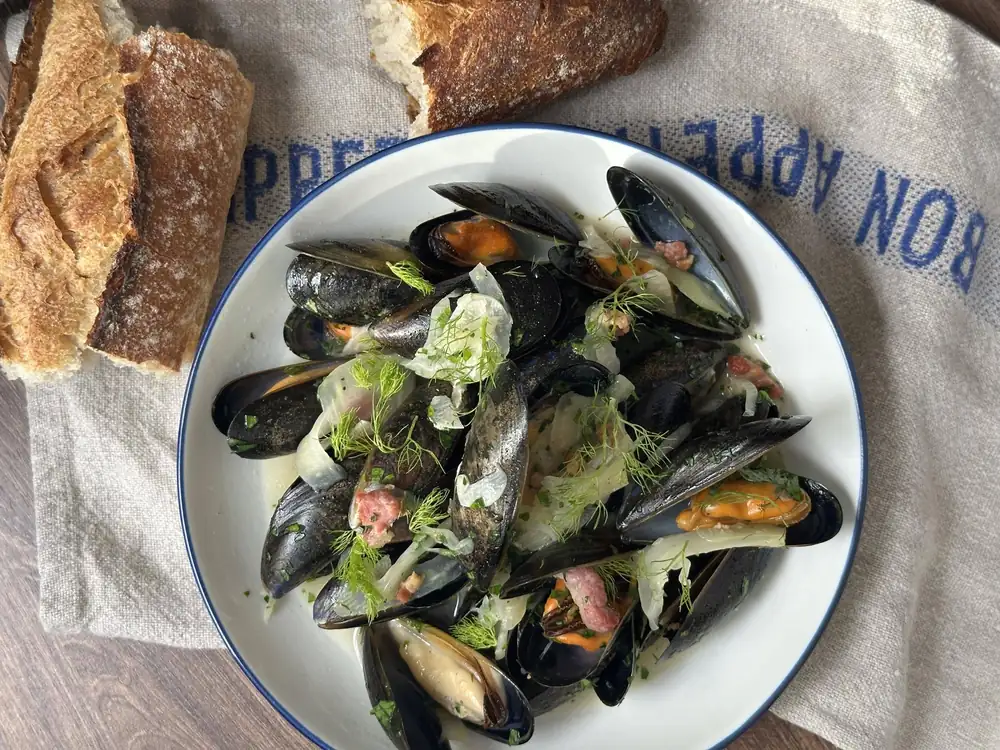 Mussels with Fennel & Pancetta