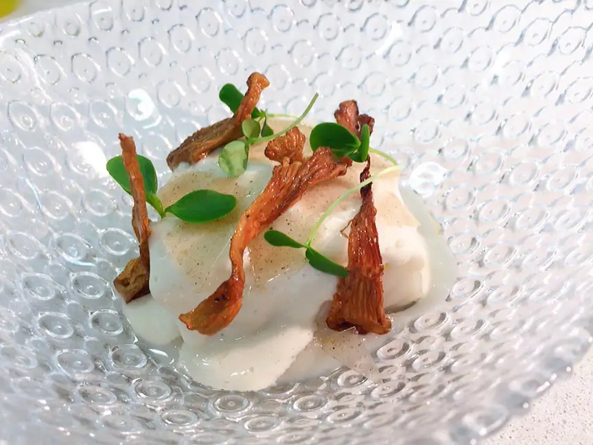 Cod with its tripe, mushrooms, honey and nutmeg