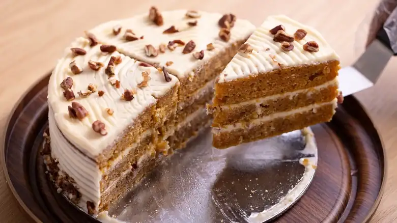 What is a gâteau and how is it different from a cake?