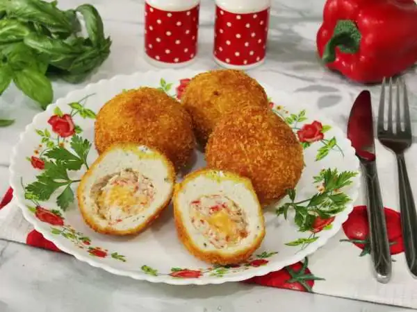 Filetes de pollo con palitos de cangrejo