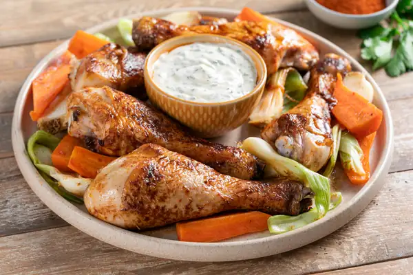 Muslos de pollo rancheros