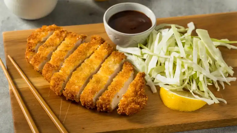 The Best Breadcrumbs To Use For The Crispiest Chicken Katsu