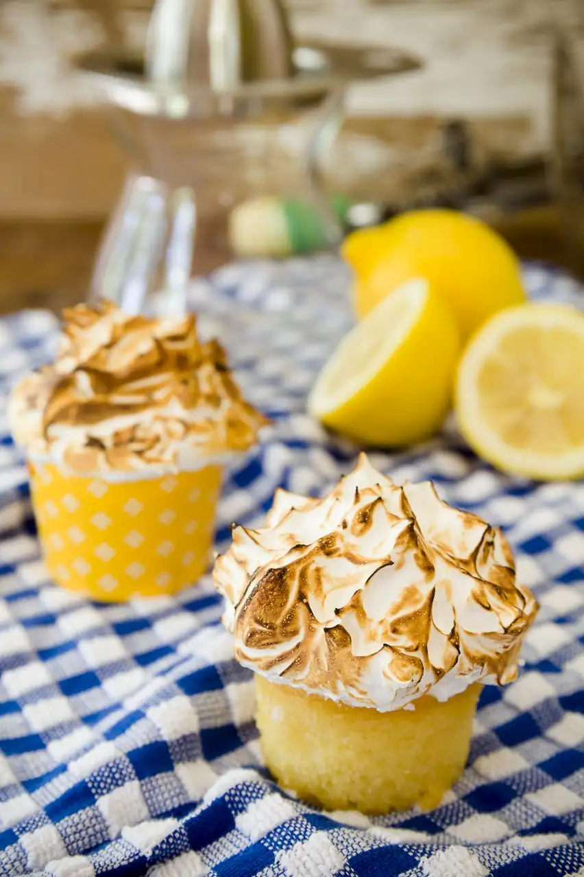 Lemon Meringue Cupcakes