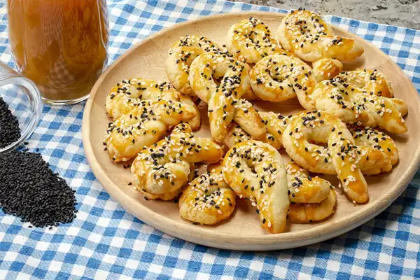 Un clásico para la hora del té: Galletas de vinagre salado al estilo panadería