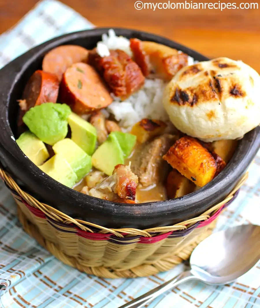 Cazuelita de Frijoles (Colombian Beans Cazuela) Recipe