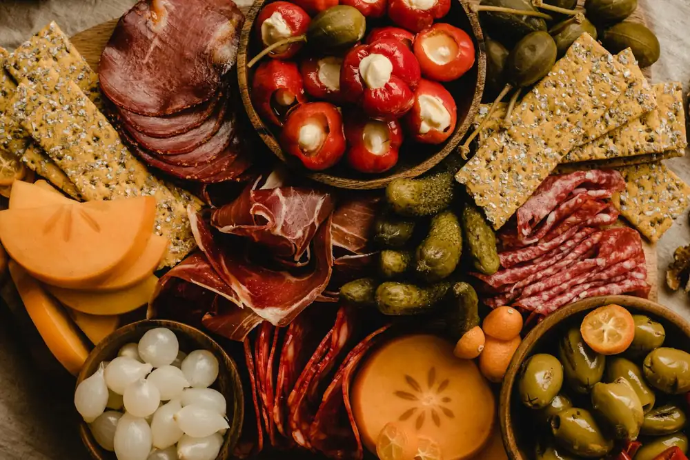 How to make stunning charcuterie platters?