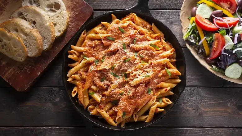 Why Vodka And Tomatoes Make The Perfect Sauce Pairing