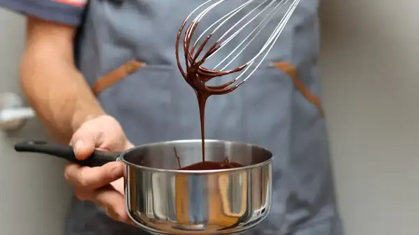 Hot water is enough to fix a curdled chocolate ganache