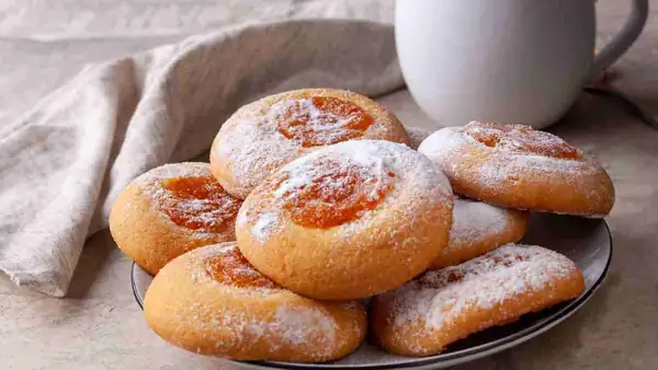 With just one orange I can prepare soft and irresistible sweets, not even the crumbs will remain on the plate
