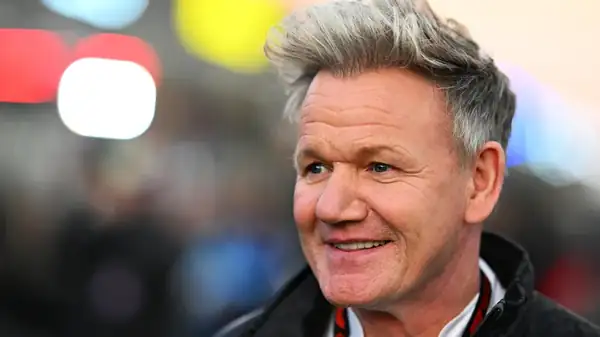 How Gordon Ramsay Uses Leftover Vanilla Pods To Enhance Sweet Treats