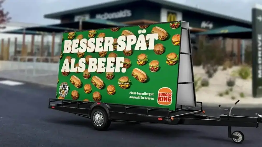 Burger King le dice a McDonald's: "Mejor tarde que carne" en una campaña ingeniosa
