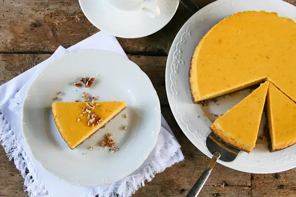 Hokkaido's delicious roasted pumpkin puree is easy to prepare and keeps for a long time.