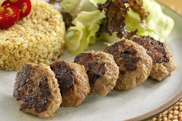 Juicy and Perfectly Cooked: Grilled Meatballs