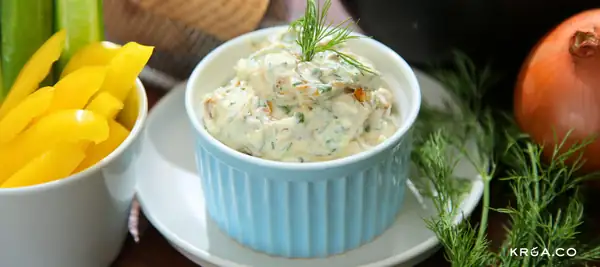 Caramelized onions dip