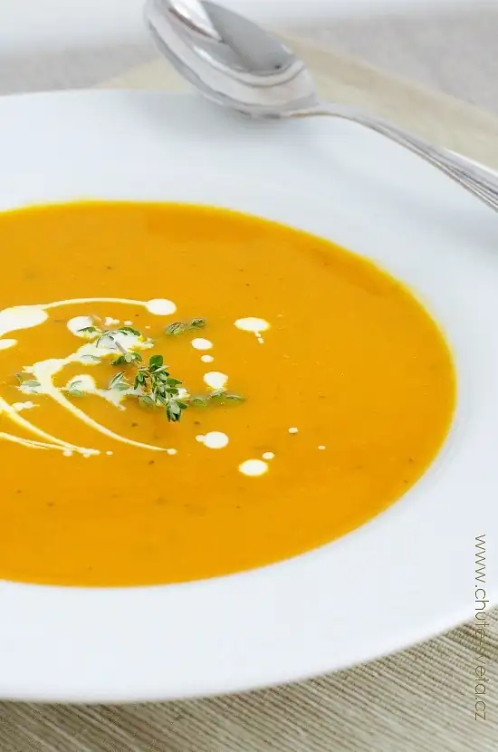 Sopa de calabaza hecha con calabaza de Hokkaido