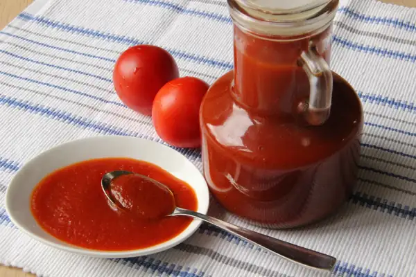 Homemade ketchup