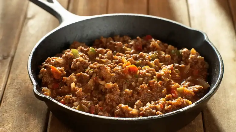 Coge unas tortillas y convierte las sobras de Sloppy Joes en una comida nueva