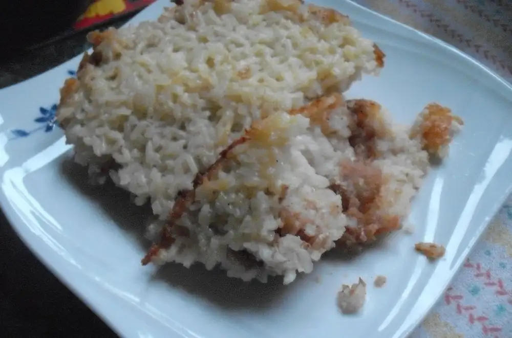 Baked rice with apples