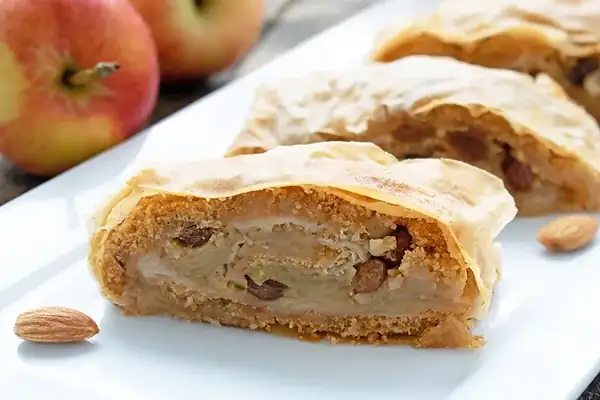 Cabbage strudel with minced meat
