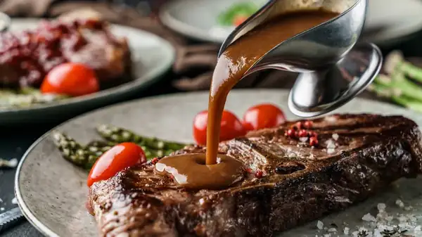 The Steak Sauce Tip You Should Remember At A Steakhouse