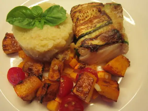 sei zucchini roll