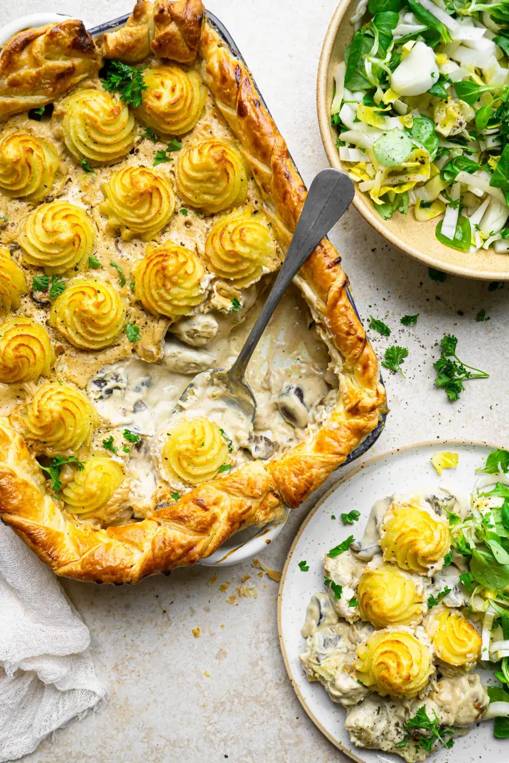 Vegetarian vol-au-vent with puff pastry and pommes duchesse