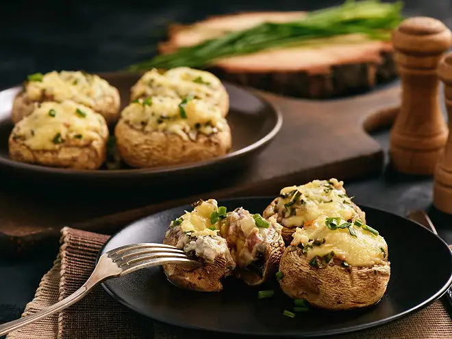 Stuffed mushrooms with goat cheese: a melt-in-your-mouth, indulgent recipe
