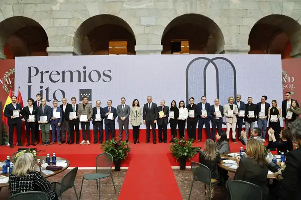 Madrid awards the theater