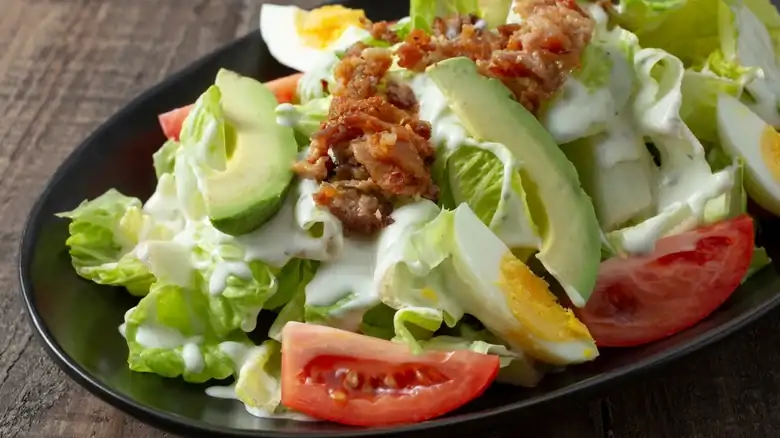 The house salad reveals a lot about a restaurant's cuisine.