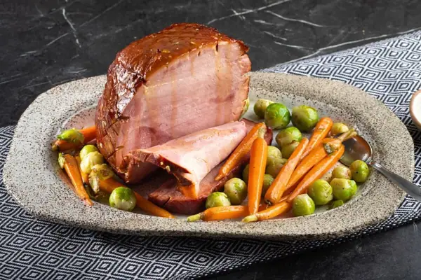 Garlic-Cinnamon Honey Glazed Ham