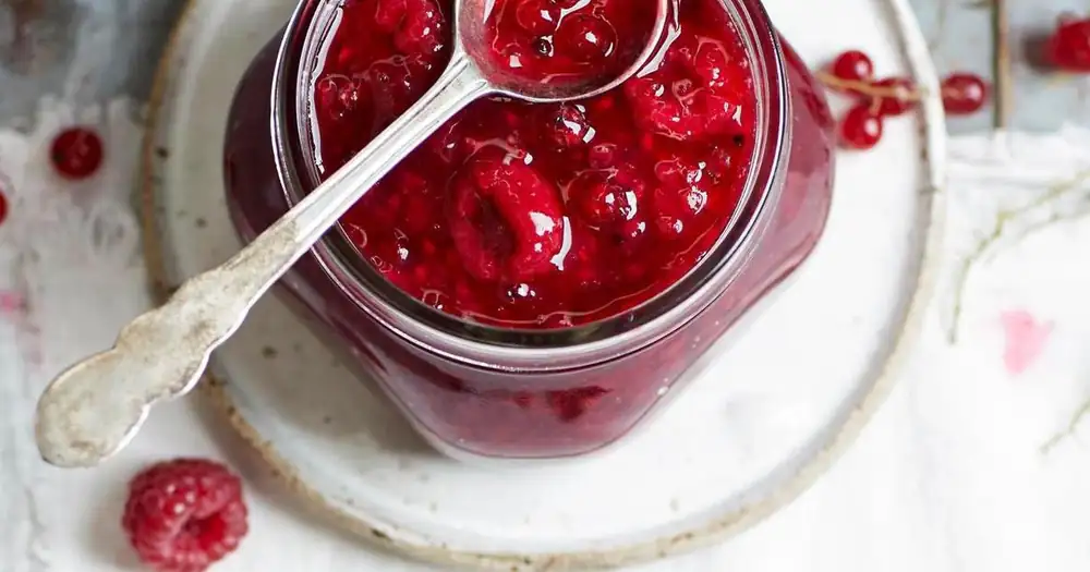 Currant-raspberry jam